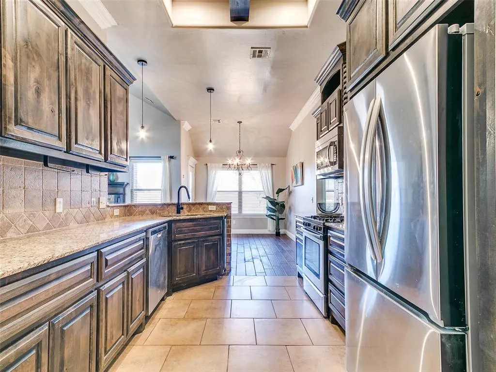 Photo 11 — 5005 NW 153rd Street, Edmond, OK 73013