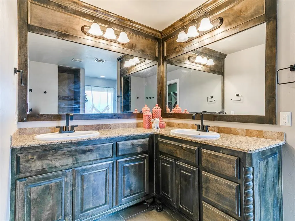 Photo 21 — 5005 NW 153rd Street, Edmond, OK 73013