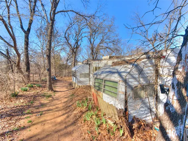 Photo 3 — 331807 E Parkwood Drive, Wellston, OK 74881