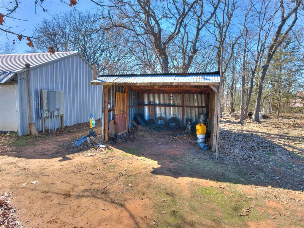 Photo 12 — 331807 E Parkwood Drive, Wellston, OK 74881