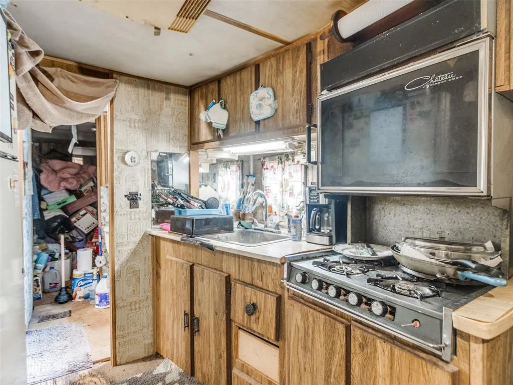 Photo 44 — 331807 E Parkwood Drive, Wellston, OK 74881