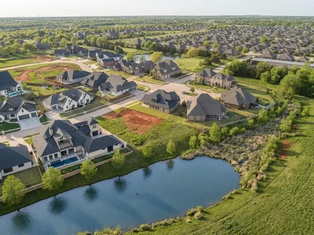 Photo 3 — 4216 Vista Drive, Norman, OK 73071
