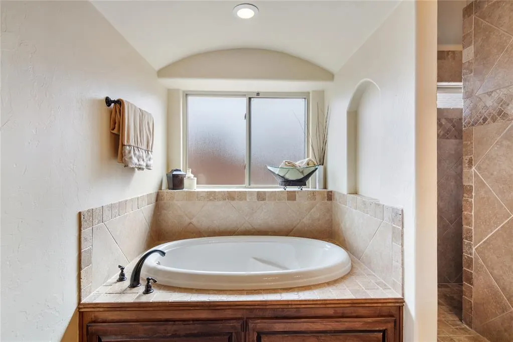 Photo 29 — 14424 Caledonia Way, Oklahoma City, OK 73142