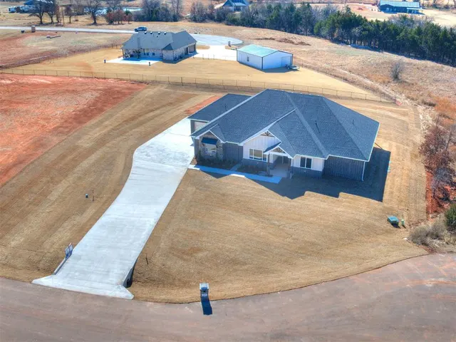Photo 5 — 4549 Raymond Lane, Guthrie, OK 73044