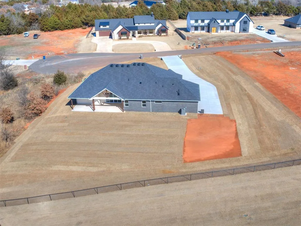 Photo 6 — 4549 Raymond Lane, Guthrie, OK 73044