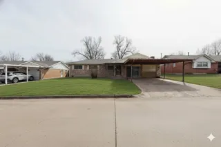 Sold home at 6208 SE 8th Street
