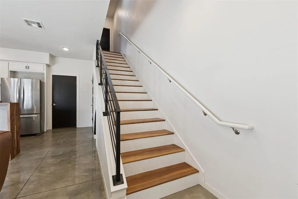 Photo 3 — 1008 N Francis Avenue A, Oklahoma City, OK 73106