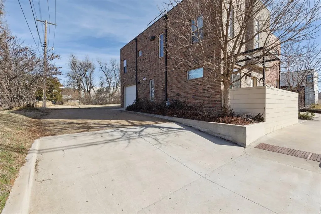 Photo 22 — 1008 N Francis Avenue A, Oklahoma City, OK 73106