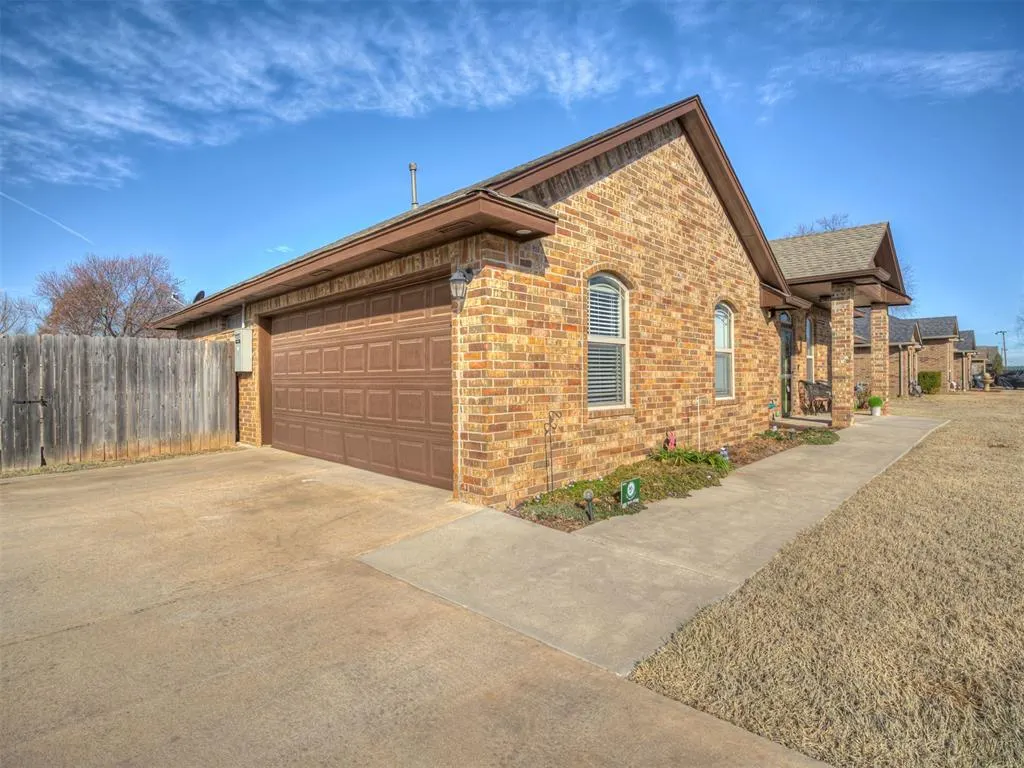 Photo 45 — 207 SE 7th Street, Lexington, OK 73051