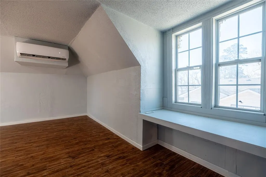 Photo 23 — 319 E Bradley Avenue, Pauls Valley, OK 73075
