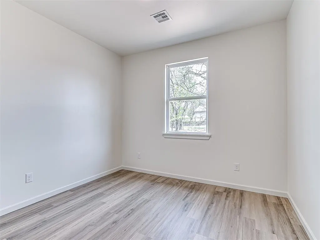 Photo 20 — 2021 NE 16th Terrace, Oklahoma City, OK 73117