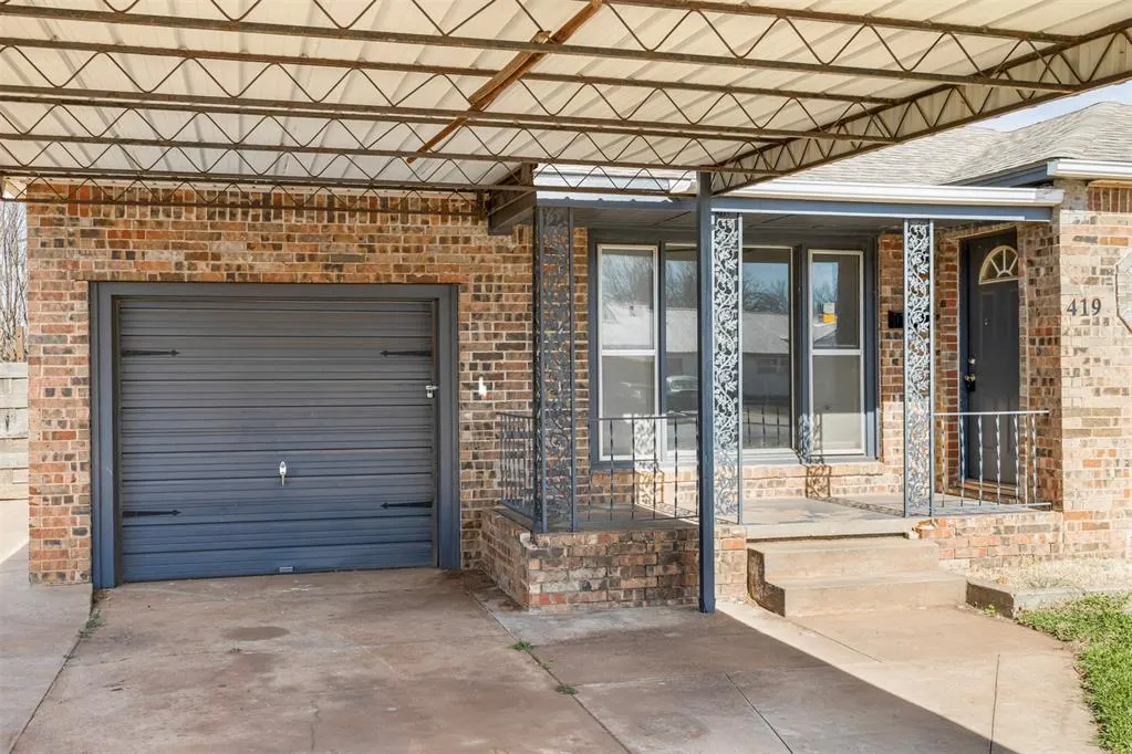 Front exterior — 419 McArthur Boulevard, Elk City, OK 73644