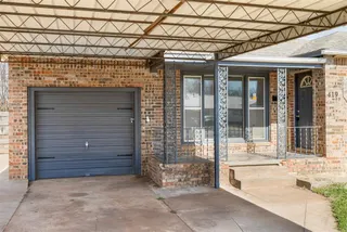 Sold home at 419 McArthur Boulevard