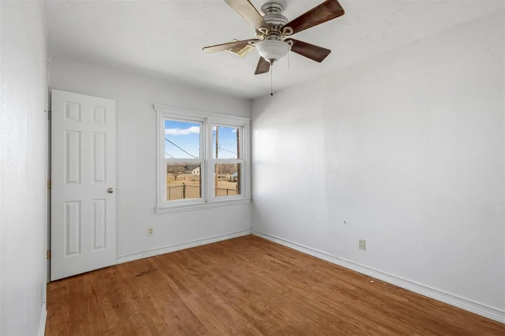 Photo 17 — 419 McArthur Boulevard, Elk City, OK 73644