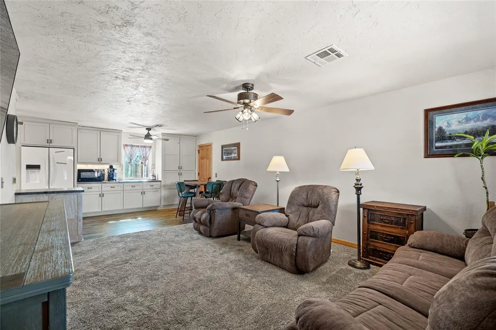 Photo 5 — 1117 E 17th Street, Chandler, OK 74834
