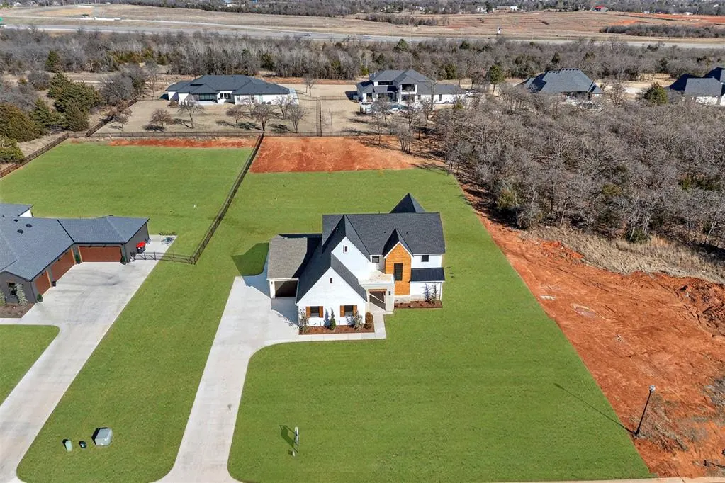 Photo 7 — 3340 Somerset Farms Road, Newalla, OK 74587