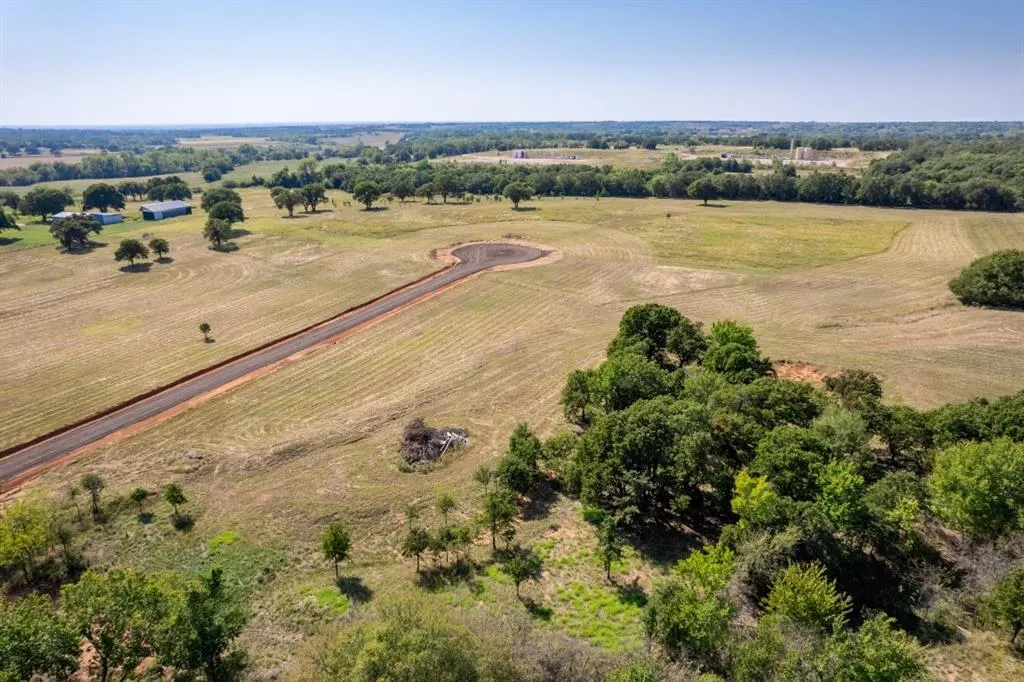 Photo 3 — 2180 Hilltop Lane, Blanchard, OK 73010