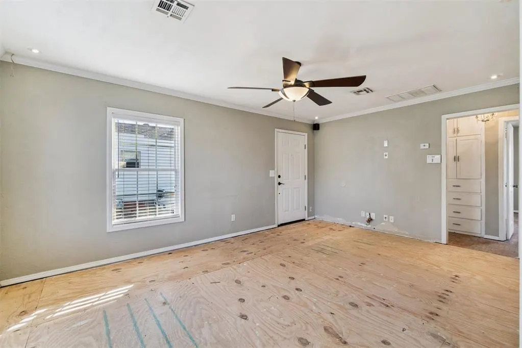 Photo 11 — 320 E Grumman Drive, Oklahoma City, OK 73110