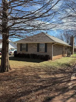 Sold home at 5408 NW 66th Street