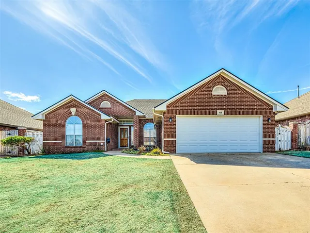 Photo 3 — 428 Sandpiper Lane, Norman, OK 73071