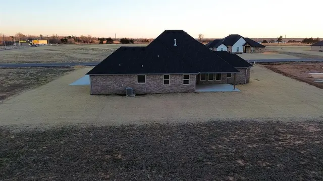 Photo 5 — 4364 Janie Way, Guthrie, OK 73044