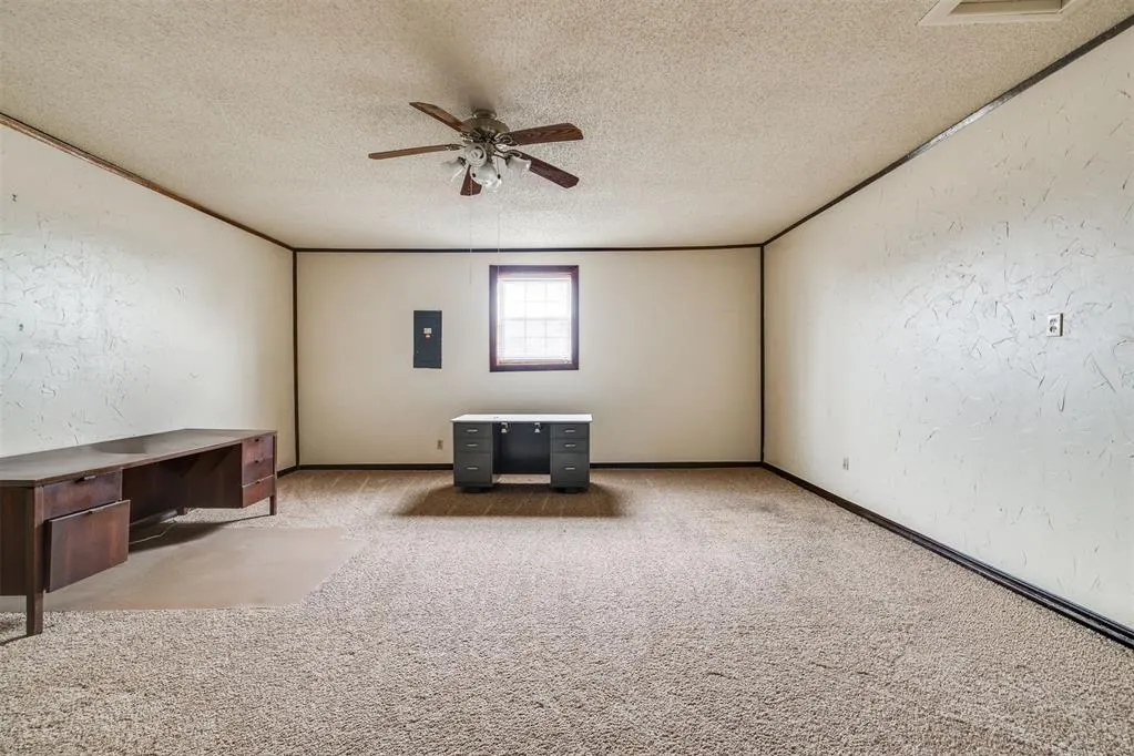 Photo 17 — 16266 NE 23rd Street, Choctaw, OK 73020