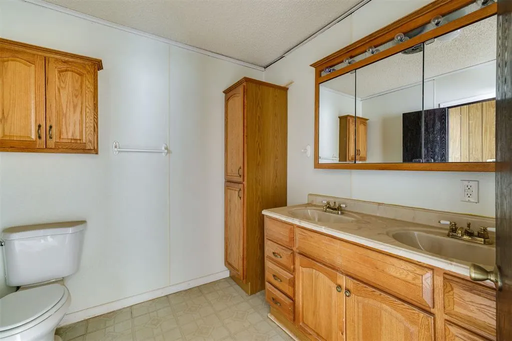 Photo 23 — 16266 NE 23rd Street, Choctaw, OK 73020