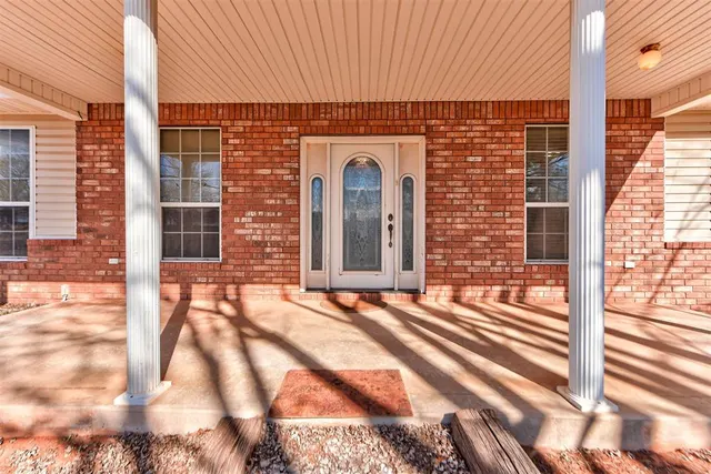Photo 3 — 341530 E 1000 Road, Meeker, OK 74855