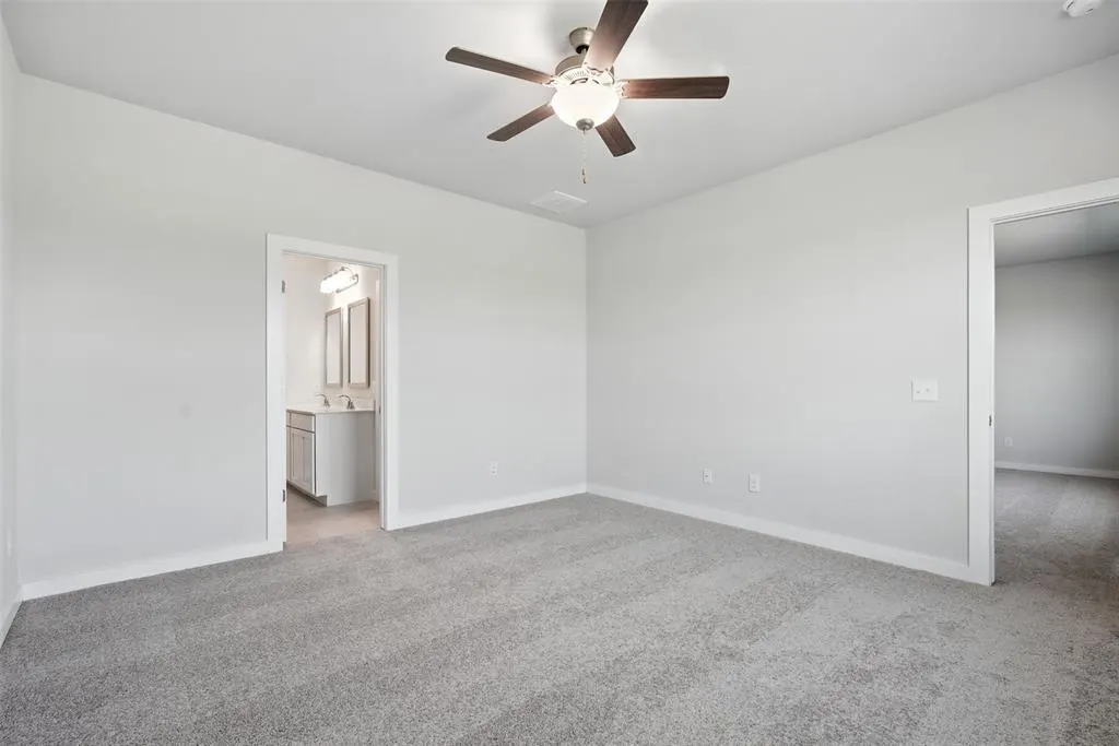 Photo 15 — 1016 Prairie Drive, Tuttle, OK 73089