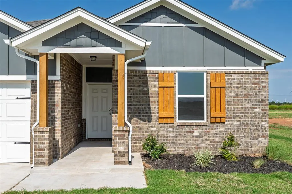 Photo 37 — 1016 Prairie Drive, Tuttle, OK 73089