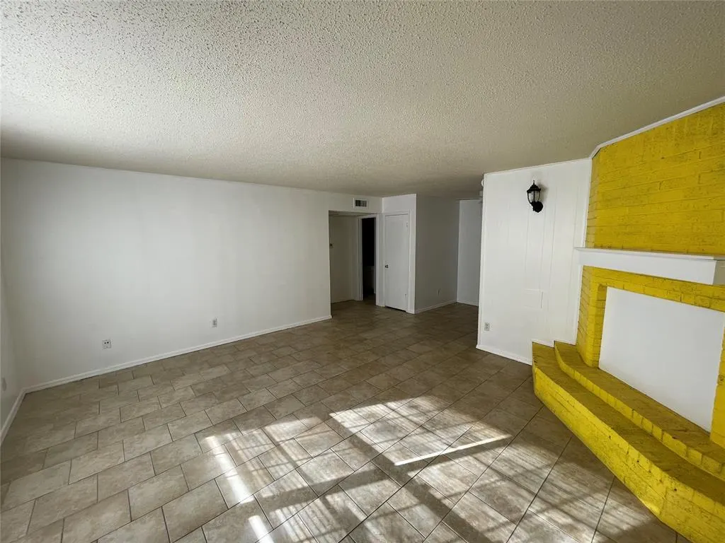 Photo 5 — 401 SE 12th Street 105, Norman, OK 73071