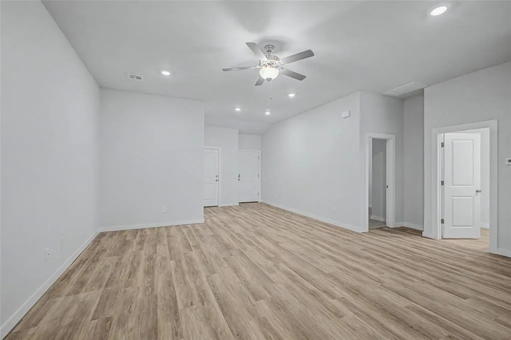 Photo 5 — 5190 Bluestem Avenue, Guthrie, OK 73044