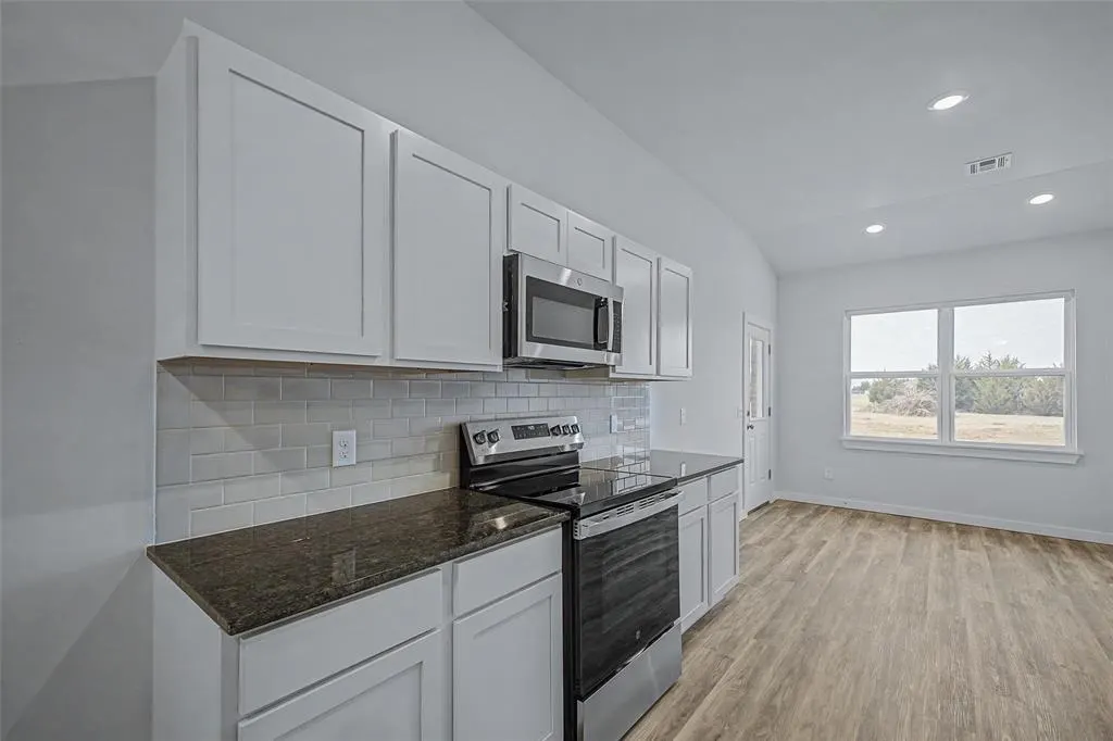 Photo 9 — 5190 Bluestem Avenue, Guthrie, OK 73044
