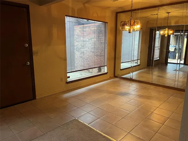 Photo 3 — 2517 W Hefner Road, Oklahoma City, OK 73120