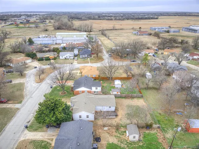 Photo 4 — 7211 NW 44th Drive, Bethany, OK 73008