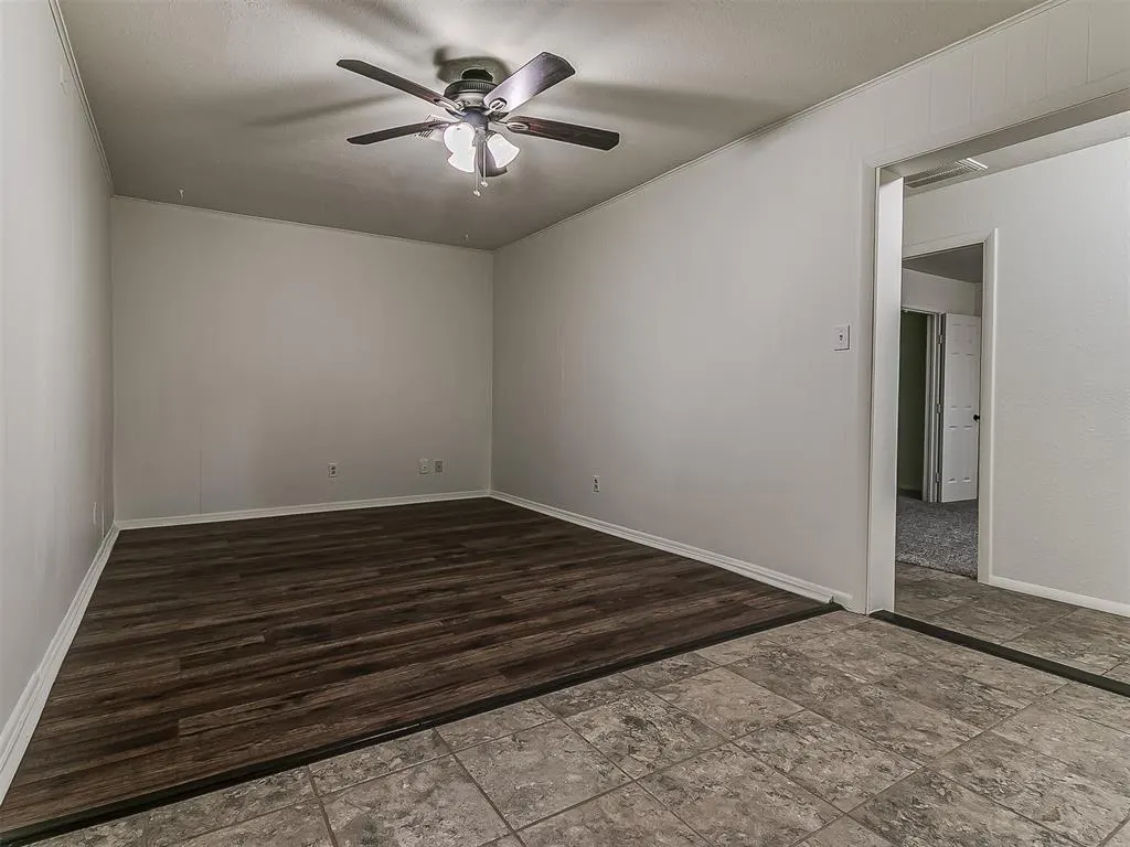 Photo 15 — 7211 NW 44th Drive, Bethany, OK 73008