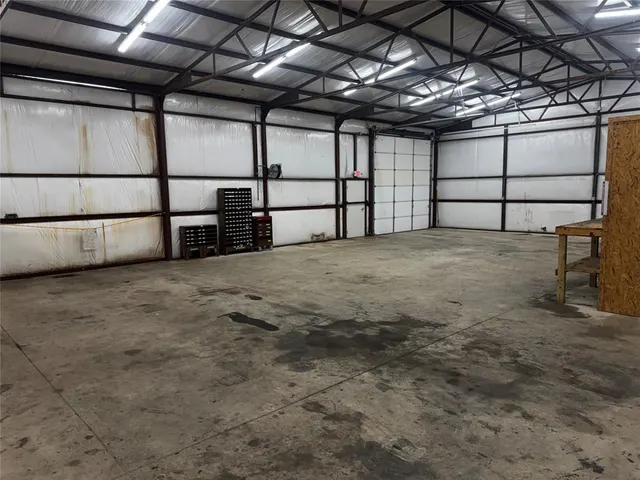 Photo 6 — 7811 N Kickapoo Street, Shawnee, OK 74804