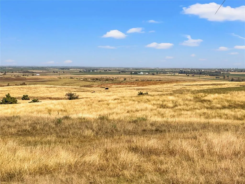 Photo 2 — 6704 NW 164th Street, Okarche, OK 73762