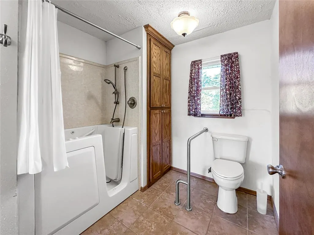 Photo 34 — 6704 NW 164th Street, Okarche, OK 73762