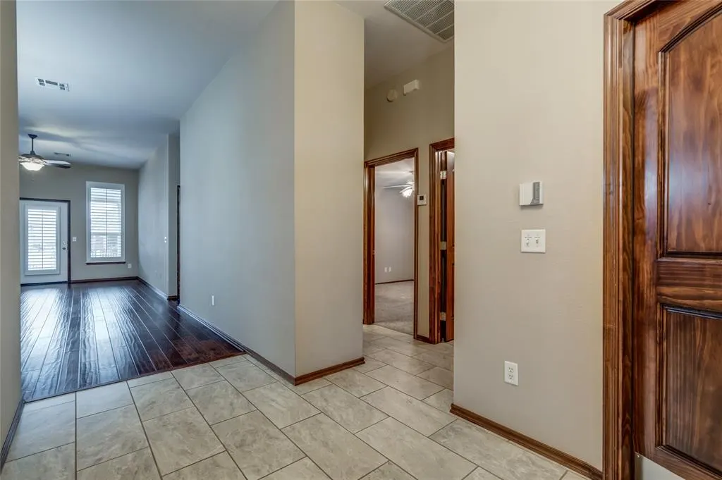 Photo 11 — 924 Heather Glen Terrace, Norman, OK 73072