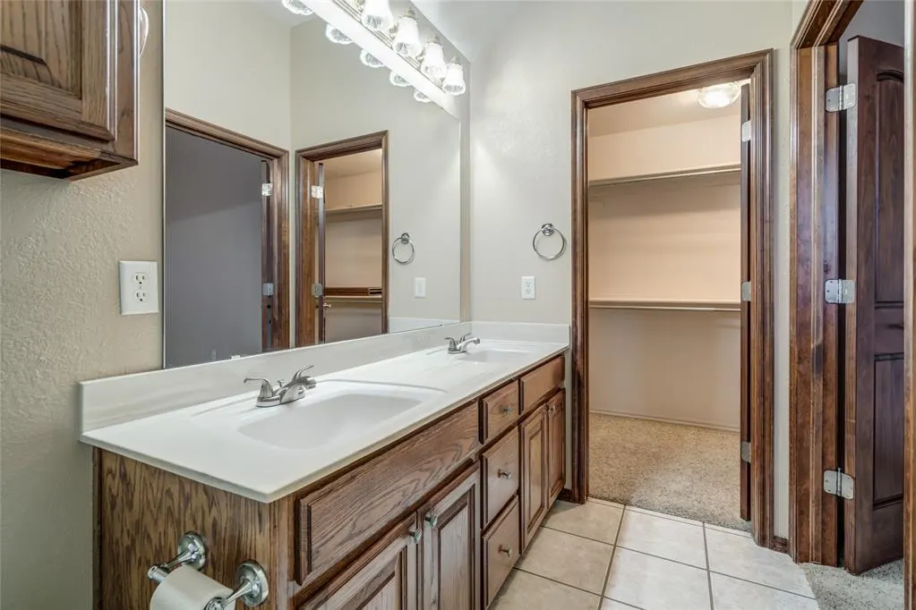 Photo 23 — 924 Heather Glen Terrace, Norman, OK 73072