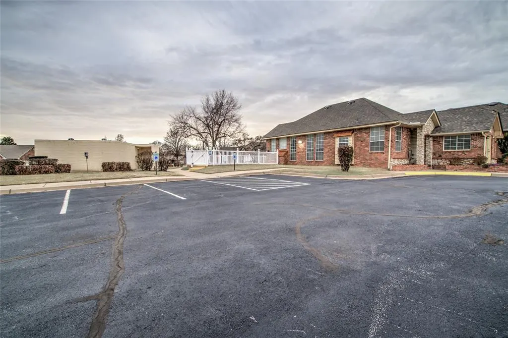 Photo 37 — 924 Heather Glen Terrace, Norman, OK 73072