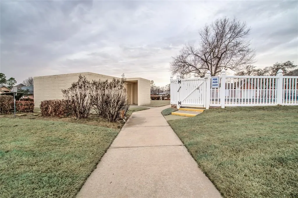 Photo 39 — 924 Heather Glen Terrace, Norman, OK 73072
