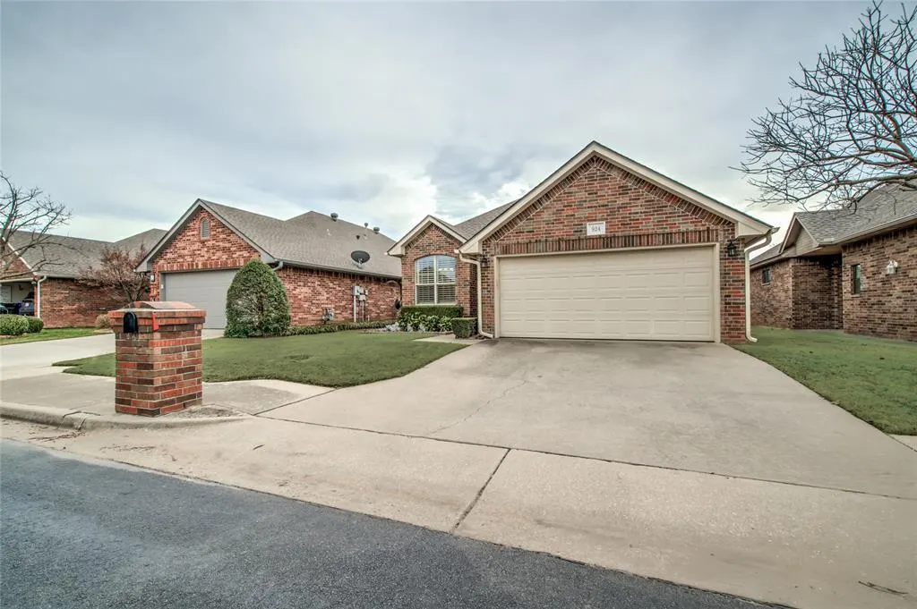 Photo 43 — 924 Heather Glen Terrace, Norman, OK 73072