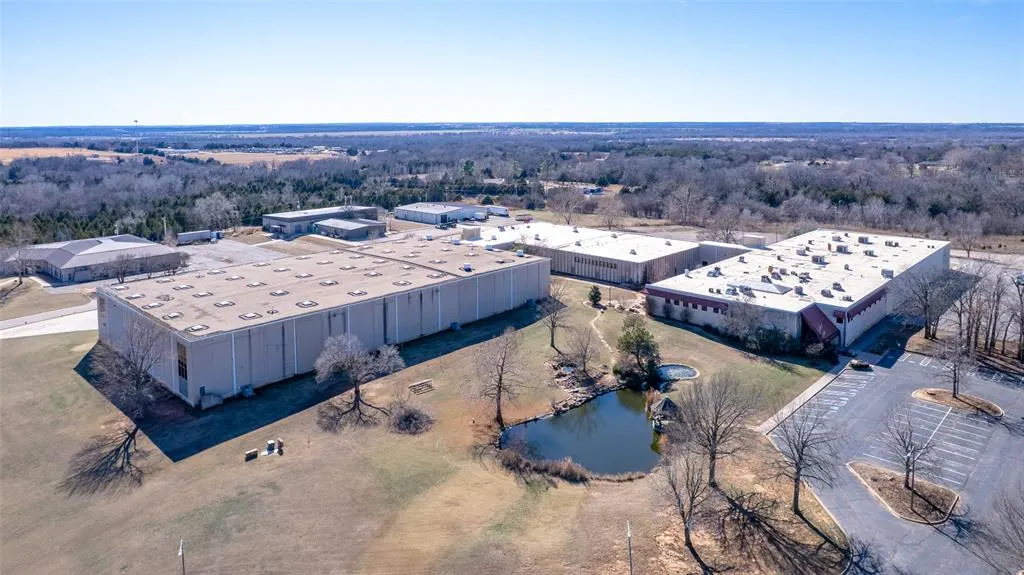 Photo 2 — 601 Hamilton Drive, Noble, OK 73068
