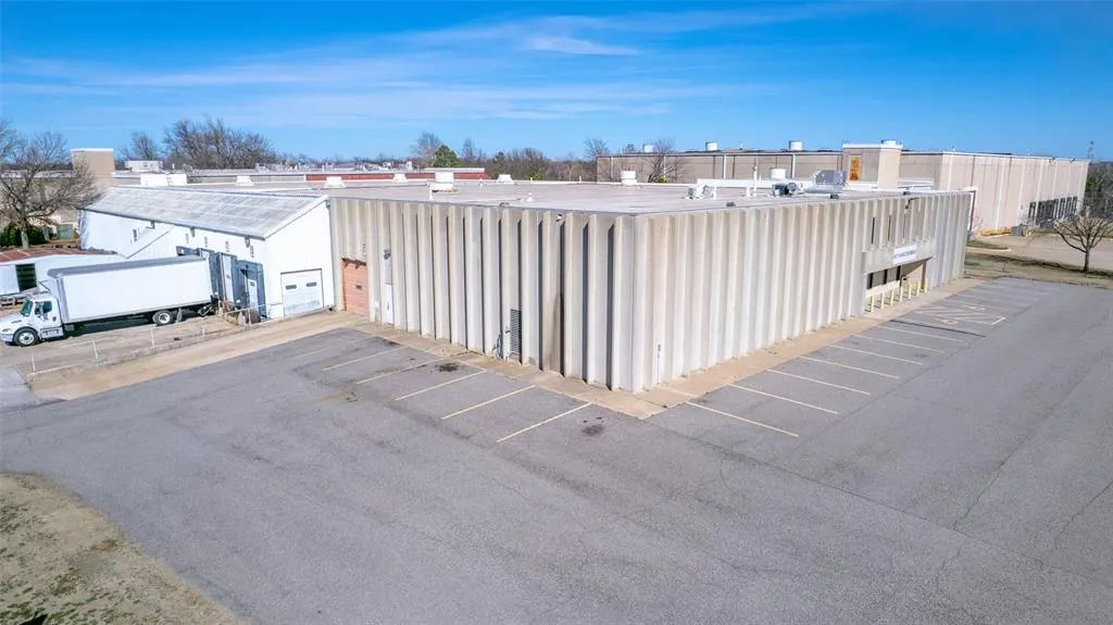 Photo 11 — 601 Hamilton Drive, Noble, OK 73068