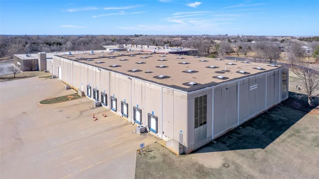 Photo 13 — 601 Hamilton Drive, Noble, OK 73068