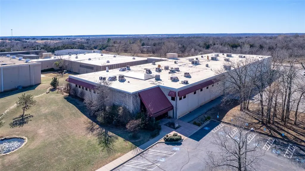 Photo 15 — 601 Hamilton Drive, Noble, OK 73068