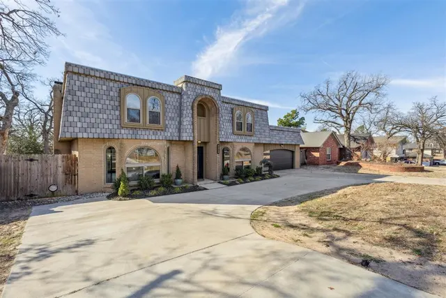 Photo 2 — 8012 NW 15th Street, Oklahoma City, OK 73127