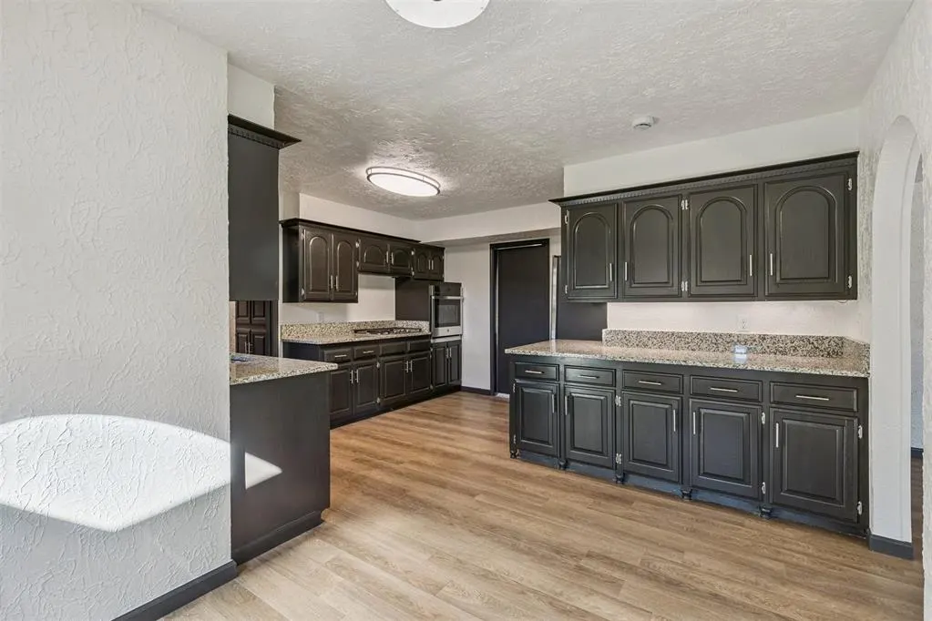 Photo 5 — 8012 NW 15th Street, Oklahoma City, OK 73127